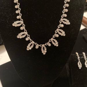 2pc set Teardrops & dots  Silver tone with clear crystals Necklace & Earring Set